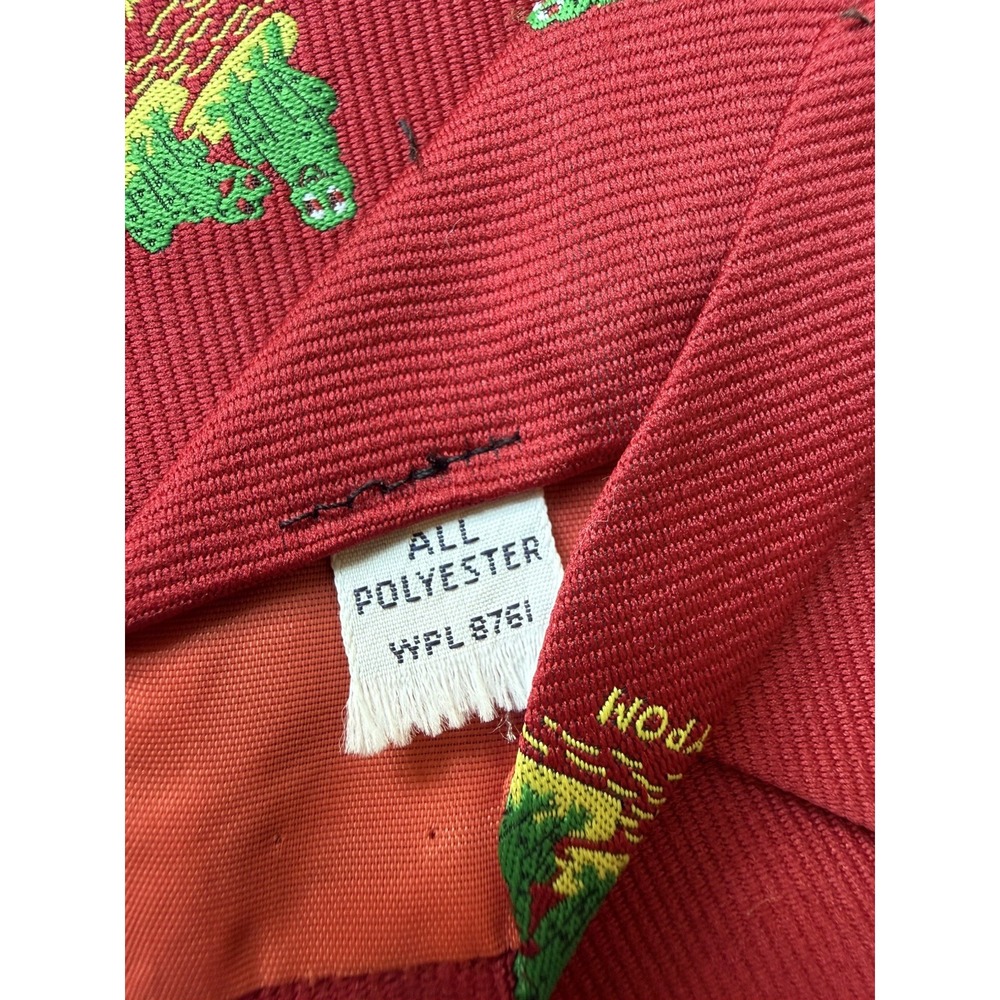 "Chipp YPOM Poly Red w/ Green Frog Club Tie" - Picture 3 of 5